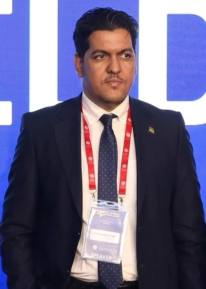 أوباما بين الخَطَابة والسياسية