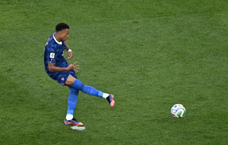 فرنسا ثاني المتأهلين إلى ربع نهائي كأس العام