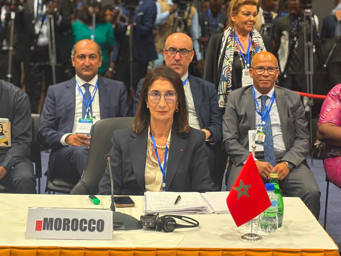 إيكواس توقع على اتفاقية مشروع أنبوب الغاز بين المغرب ونيجيريا