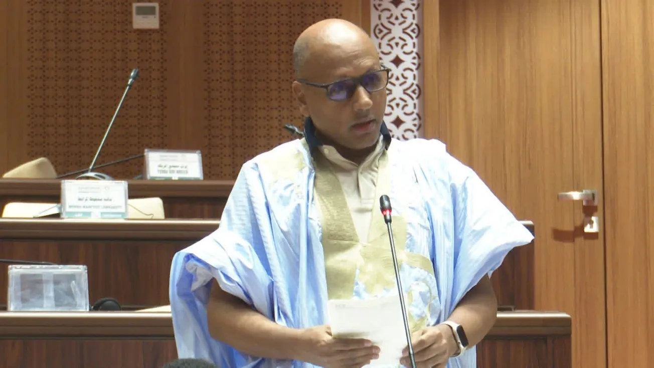 برلماني: الحكومة لا تهتم بوعودها واستفادت لأقصى حد من أزمة هرمز