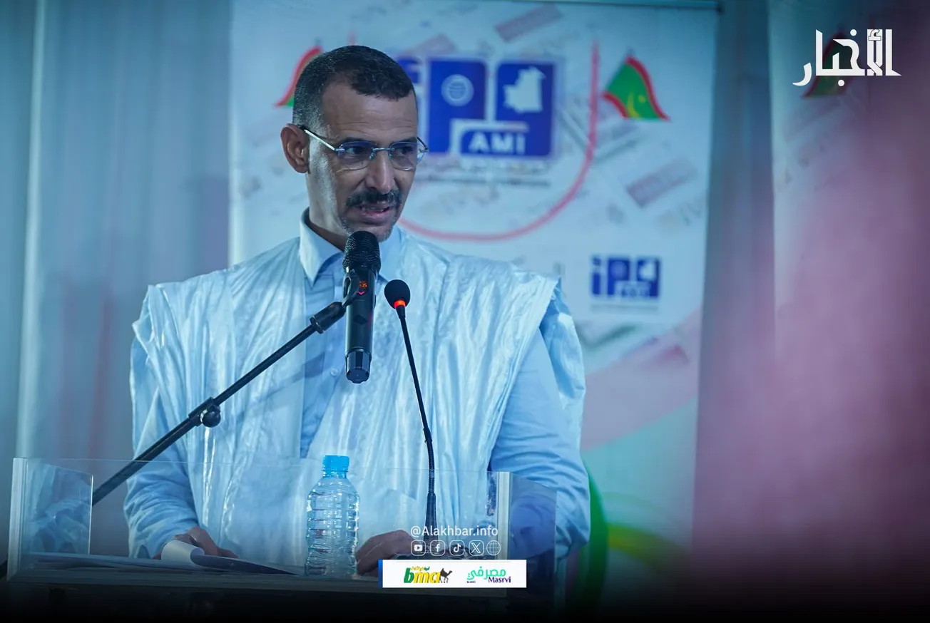وزير الاتصال: نعمل على تشييد مركب إعلامي نموذجي وطموحاتنا كبيرة