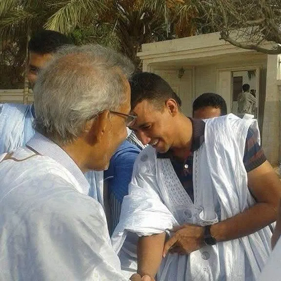 الشرطة توقف نائب رئيس حزب التكتل والحزب يندد