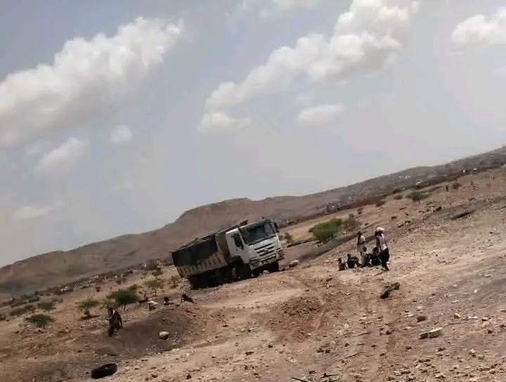 وفاة مساعد شرطة وإصابة شرطنيين في حادث دهس بالنعمة