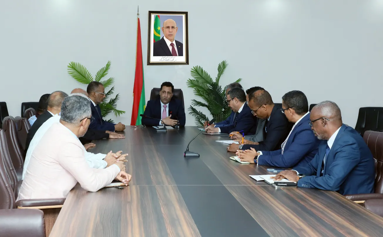 اجتماع بالوزارة الأولى يناقش تأمين التموين بالمنتجات البترولية