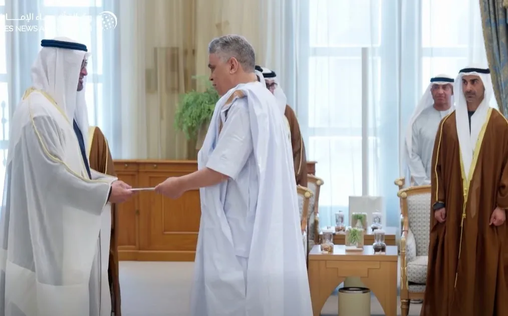 رئيس الإمارات يتسلم أوراق اعتماد ولد كبد سفيرا في أبوظبي