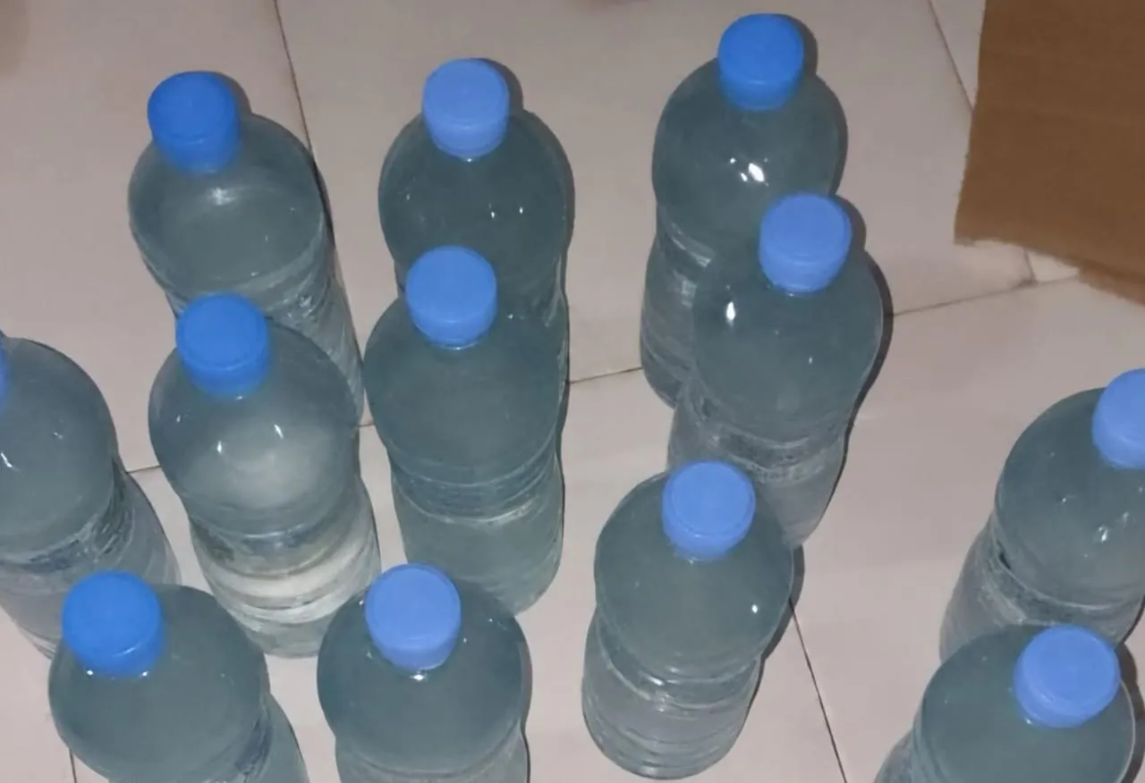توقيف صاحب سوابق بحوزته 12 قنينة من المخدرات