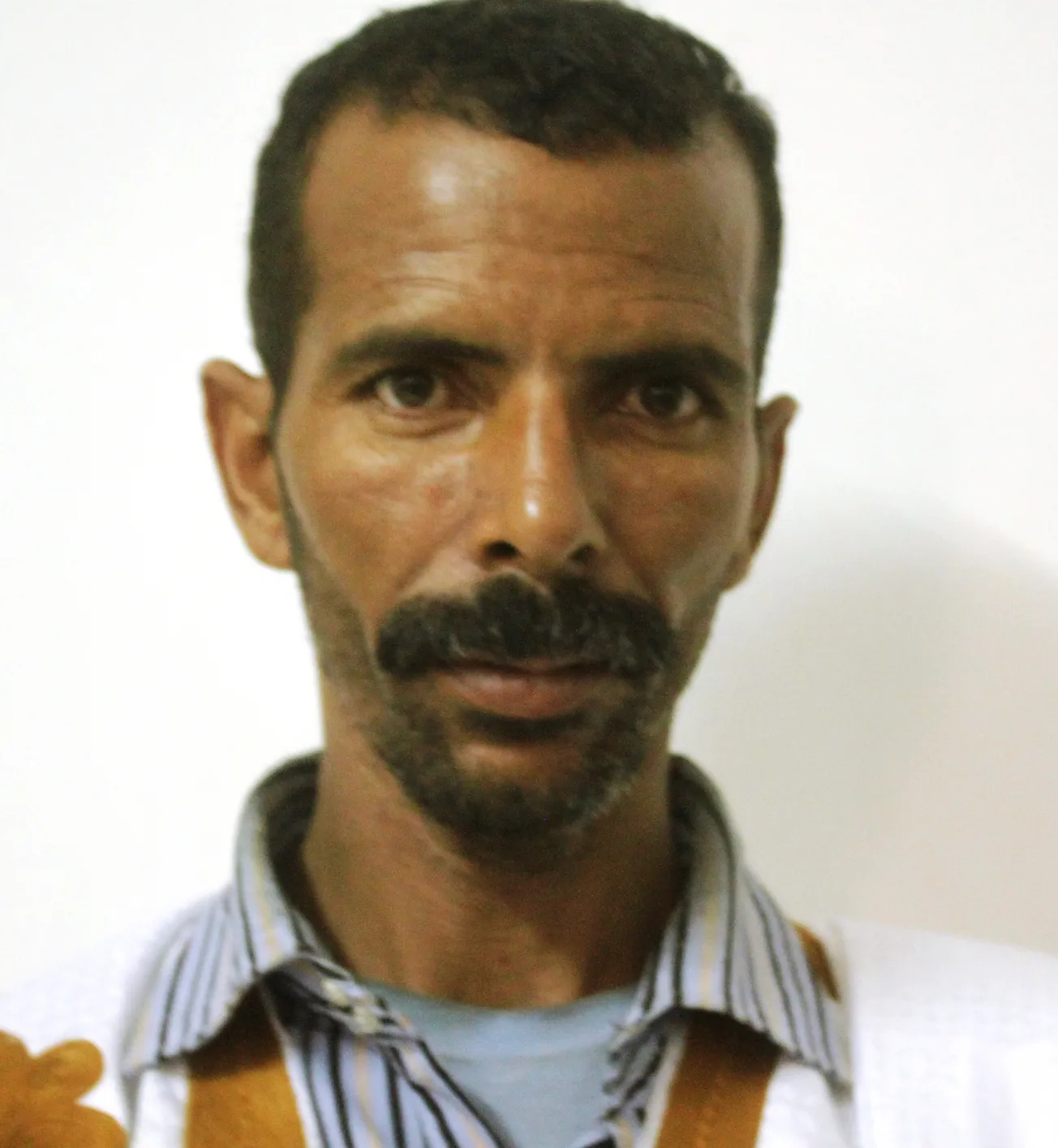 محمد محفوظ ولد يرب يشكو عقيدا إلي رئيس الجمهورية