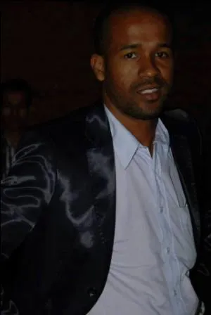 الشاعر: أبو بكر ولد المامي