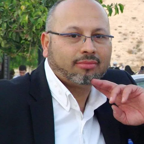 بشير العبيدي – كاتب تونسي مقيم في باريس