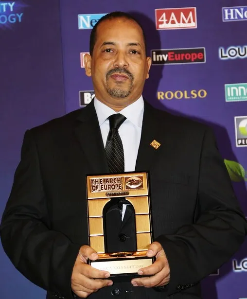 جائزة دولية للخبير الموريتاني أباه ولد محمد لغظف