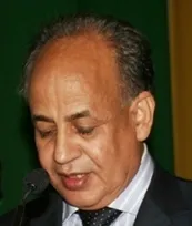 الوزير الأول مولاي ولد محمد لغظف