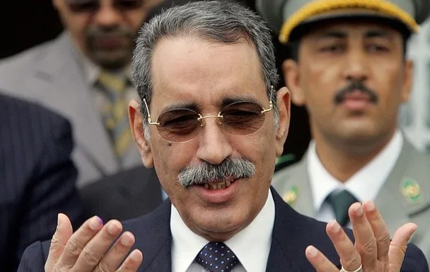 ولد محمد فال يحذر من تشريع تمرد عسكري فردي