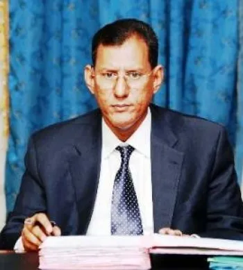 الصحة تواصل احتجاز المريضة ومرافقيها بعين فربه