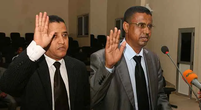 صالح ولد دهماش وماء العينين ولد امبيريك أديا اليمين القانونية أمام ر