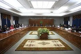 الحكومة تشرح للرأي العام أسباب تحويل عطلة الأسبوع
