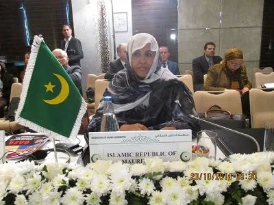وزيرة الشؤون الاجتماعية و الطفولة و الأسرة لمينة بنت القطب ولد أمم خ?