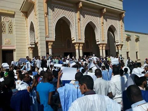 وقفة تضامنية مع القدس في الجامع السعودي بنواكشوط