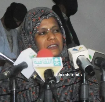 مناهضو رئيسة حزب الحراك يجنحون للحوار
