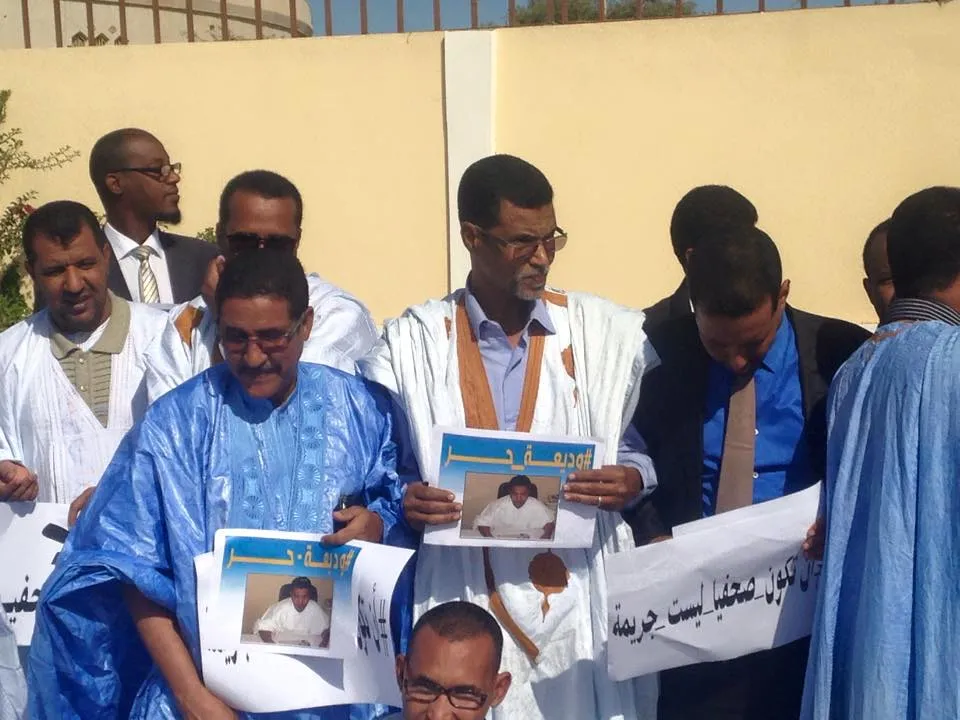 مظاهرات مناوئة لاعتقال الصحفيين أمام قصر العدالة