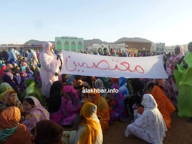 الدرك يستخدم قنابل الغاز لتفريق اعتصام نساء عمال اسنيم