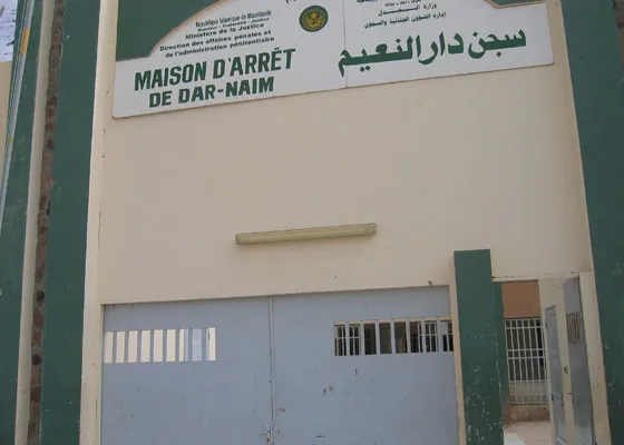 نقل مائة سجين من نواكشوط لسجن ألاك