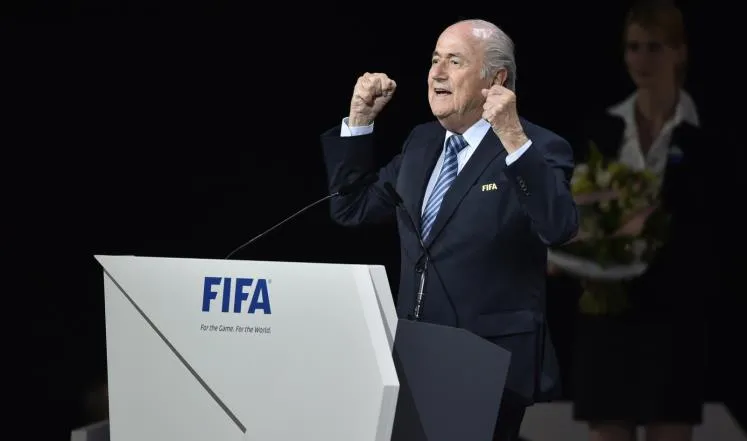 فوز بلاتر برئاسة الفيفا بعد انسحاب الأمير علي