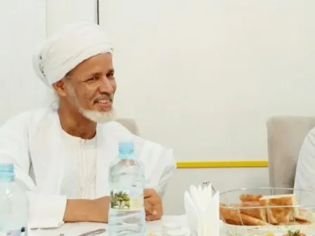 وفد علمي موريتاني يزور جامعة الأغواط بالجزائر