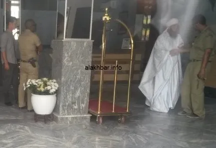 الشرطة أعطت تعليمات صارمة للعاملين في الفندق بعدم السماح بتنظيم الم?