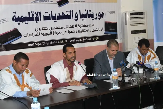 من اليمين: الأستاذ والإعلامي محمد محمود أبو المعالي، ممثل مركز الجزي