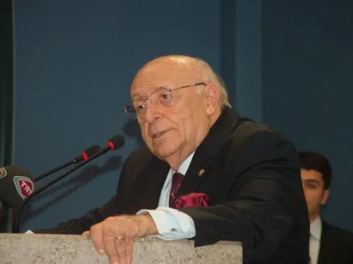 الرئيس التركي الأسبق سليمان ديميرل