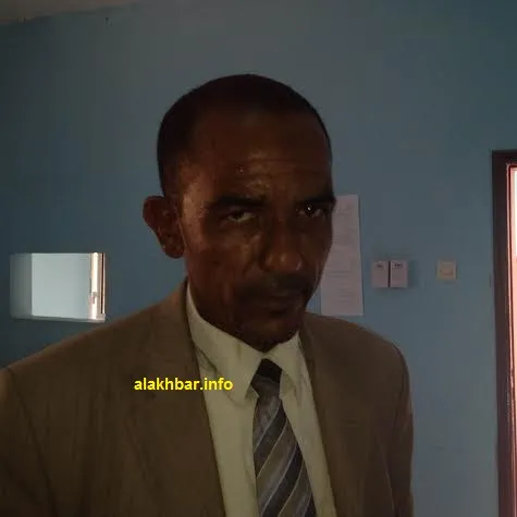 مفتش التعليم الأساسي بعرفات محمد لزعر ولد السالك خلال حديثه مع موفد ?