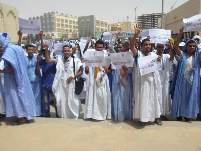 موريتانيون يتظاهرون ضد أحكام الإعدام بمصر