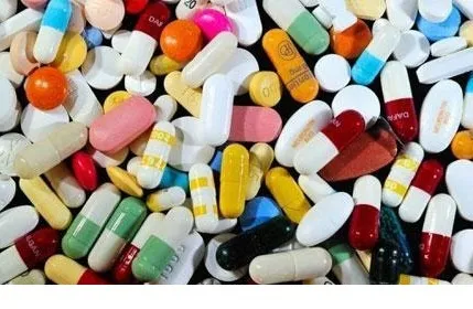 موريتانيا تغلق ثلاث شركات لتوزيع الأدوية