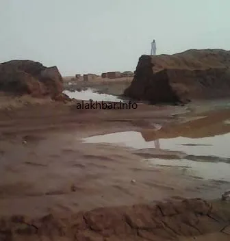 سد قرية اتورجه التابعة لبلدية واد آمور وقد جرت السيول بعض مقاطعه (الأ