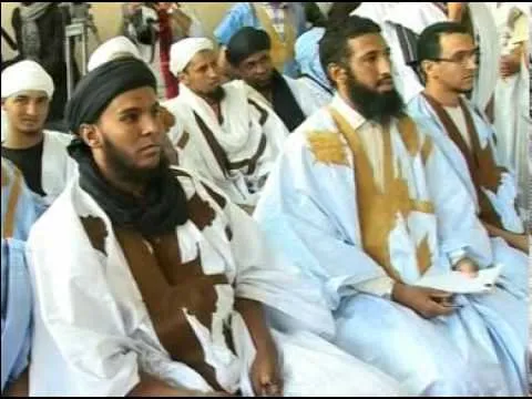 بعض المشاركين في الحوار السابق