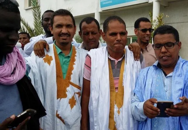 صحفيون يحتجون أمام الهابا تضامنا مع صحراء ميديا