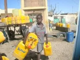 سكان لخطيط يشكون العطش