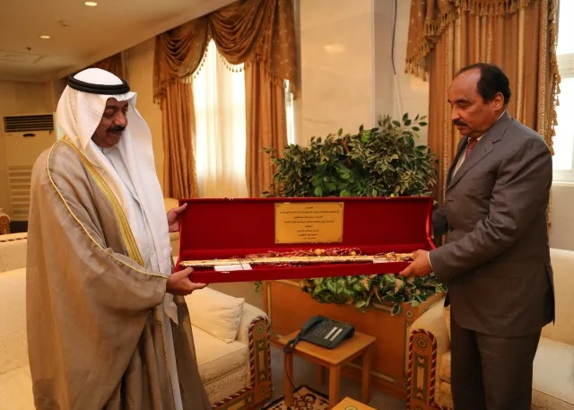 السفير الكويتي بنواكشوط عدنان عبد الله الأحمد خلال لقاء سابق جمعه بو
