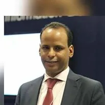 المعتقل في السنغال صحفي موريتاني