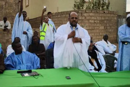 ولد منصور من سيلبابي: نرفض المساس بالدستور