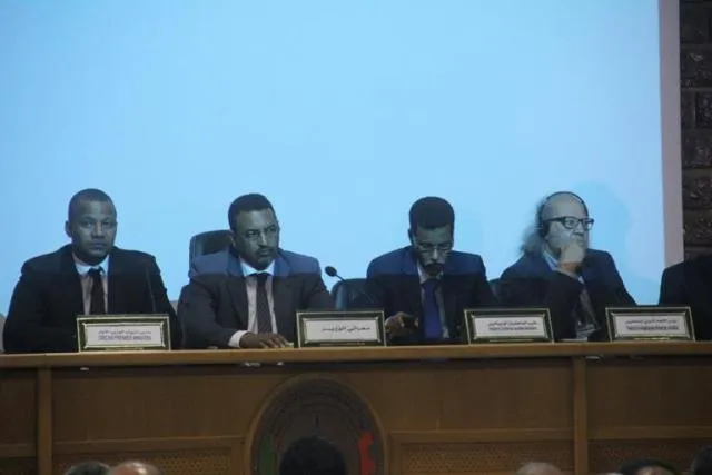 منصة افتتاح المؤتمر الدولي الثاني لنقابة الصحفيين الموريتانيين حول 