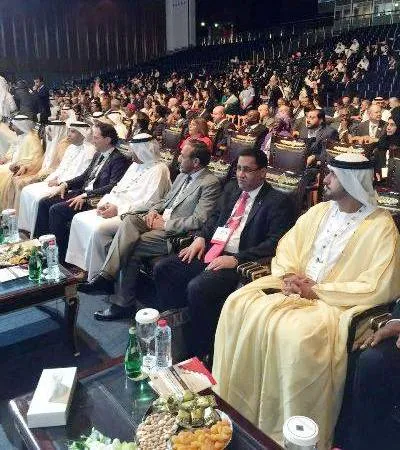 وزير الاقتصاد والمالية الموريتاني خلال تمثيله لموريتانيا في الملتق?