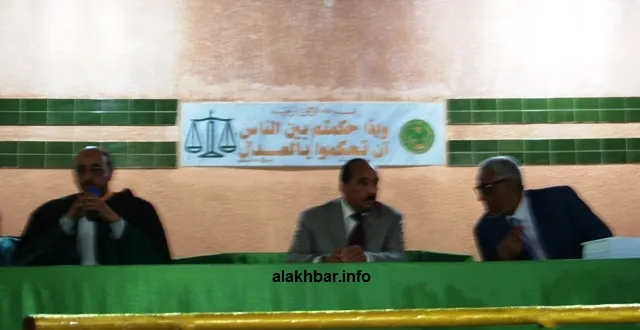وزير العدل إبراهيم ولد داداه، الرئيس الموريتاني محمد ولد عبد العزيز?