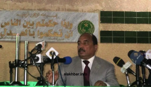 الرئيس الموريتاني محمد ولد عبد العزيز خلال خطابه اليوم في افتتاح الس