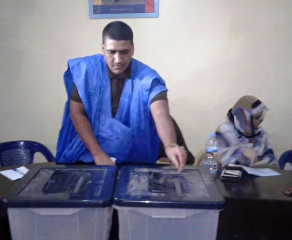 الرئيس الجديد للنادي ولد عبد اللطيف خلال تصويته في الجمعية العمومية 