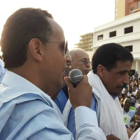 الأمين التنفيذي للمنتدى وعضو مجلس الشيوخ محمد ولد غدة خلال حديثه في ?