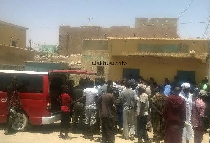 سقوط ضحايا في انهيار مبنى بلكصر