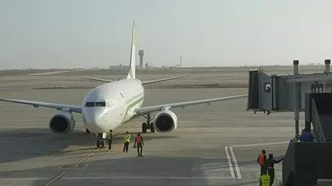 "الموريتانية" كانت أول طائرة تحط في المطار الجديد شمالي نواكشوط