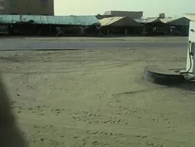 المطاعم الشعبية بألاك: شلل في النهار وحركة خجولة خلال الليل