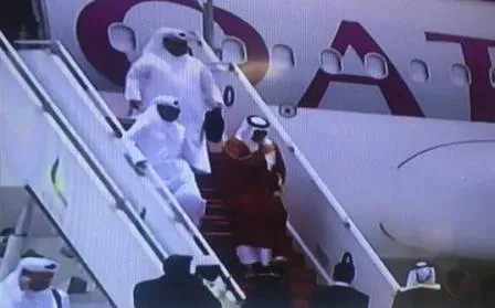 وزير الخارجية القطري بمطار نواكشوط